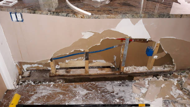 Best Emergency water damage restoration  in Los Ranchos, CA